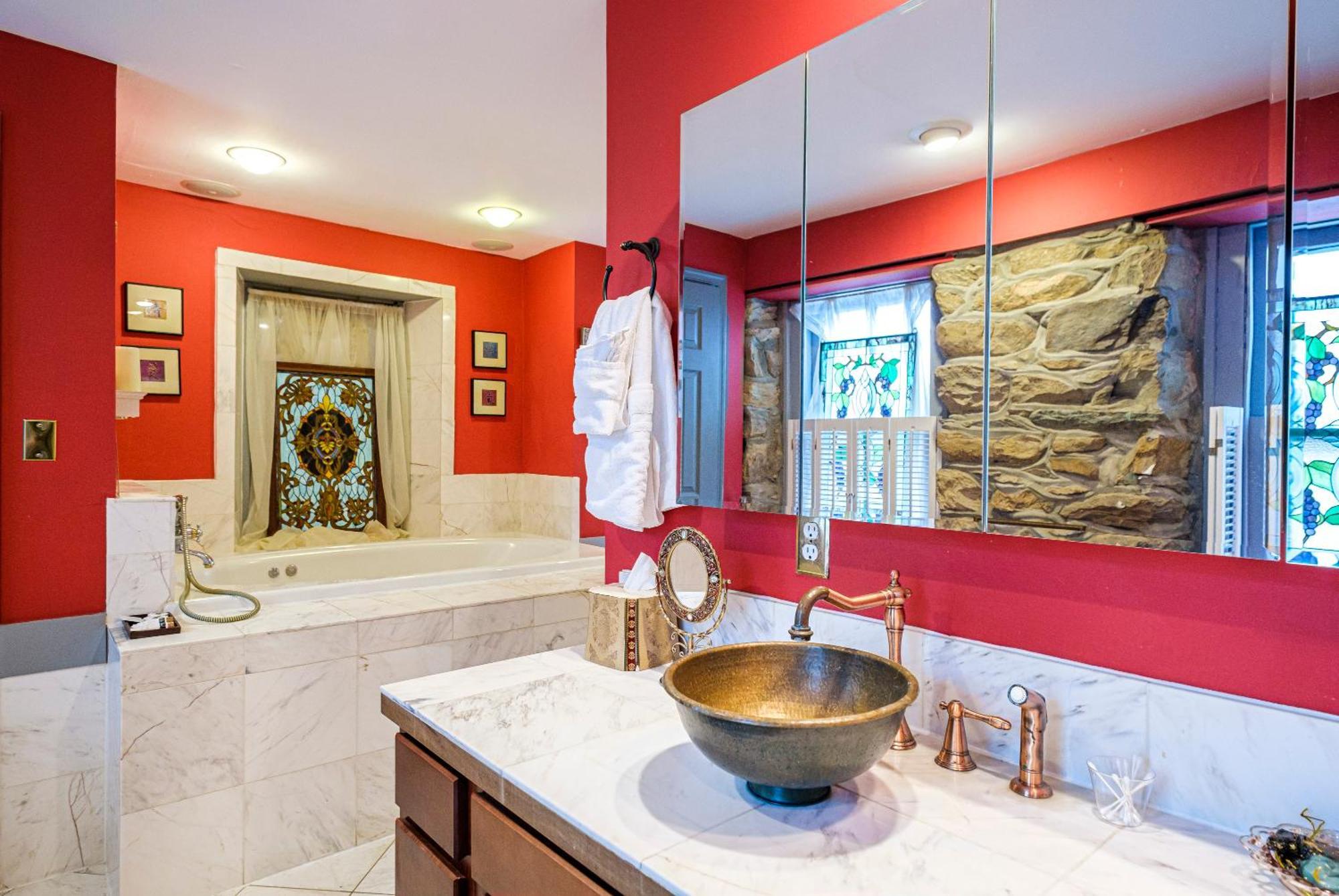 Stone Manor Boutique Inn Britain Bagian luar foto